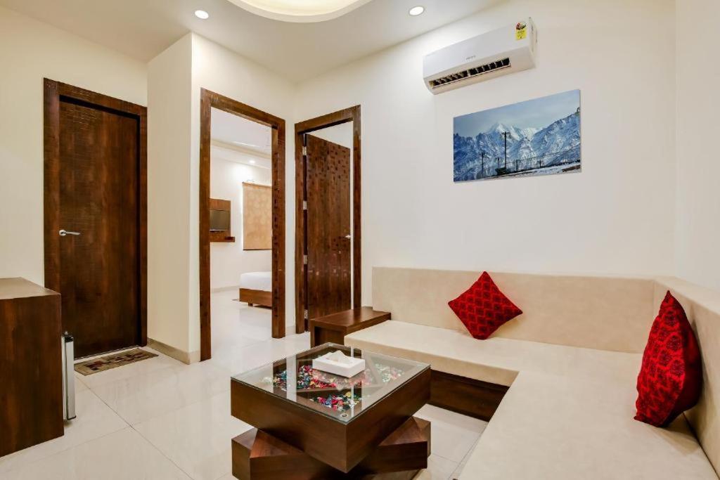 Harmony On Ganges - Laxmi Heights, Tapovan Rishikesh 外观 照片